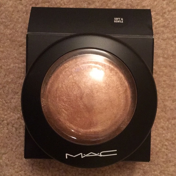 MAC Cosmetics Makeup New Mac Cosmetics Luminous Powderbronzer
